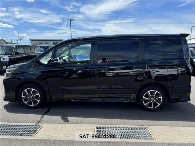 Toyota VOXY 2015-09 380678-13