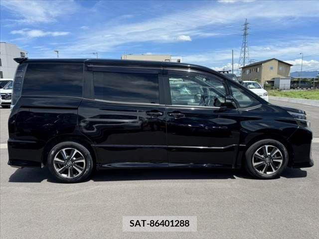 Toyota VOXY 2015-09 380678-12