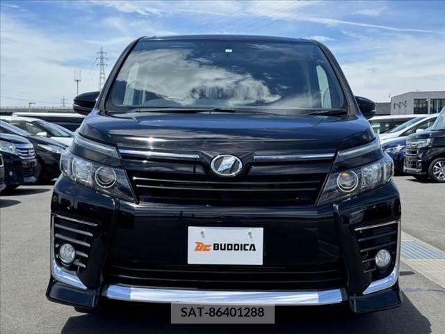 Toyota VOXY 2015-09 380678-10