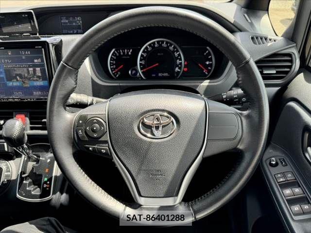 Toyota VOXY 2015-09 380678-24