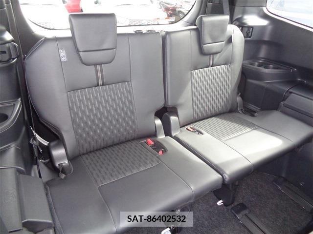 Toyota NOAH HYBRID 2023-09 351936-15