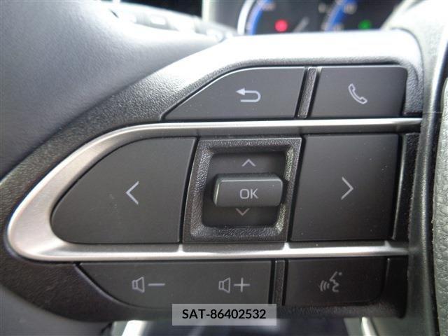 Toyota NOAH HYBRID 2023-09 351936-25