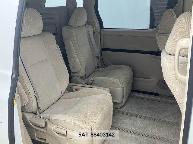 Toyota ALPHARD 2012-06 355448-9