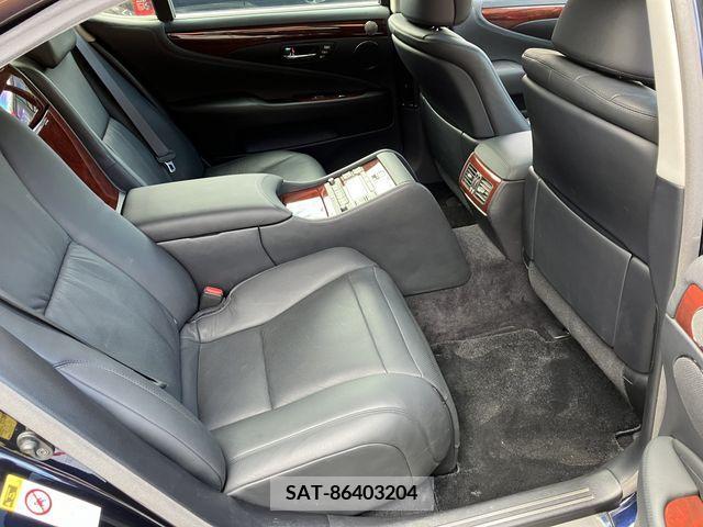 Lexus LS 2011-03 214375-13