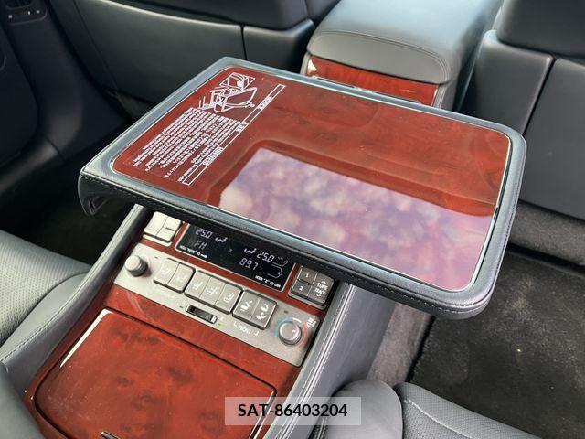 Lexus LS 2011-03 214375-23