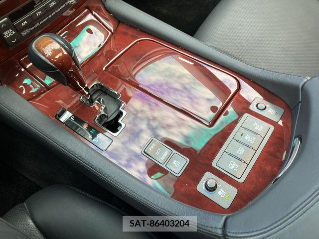 Lexus LS 2011-03 214375-19