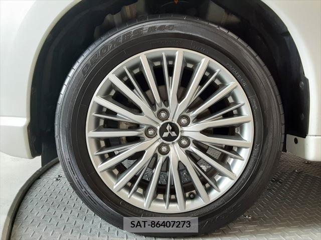 Mitsubishi OUTLANDER PHEV 2019-09 338252-29