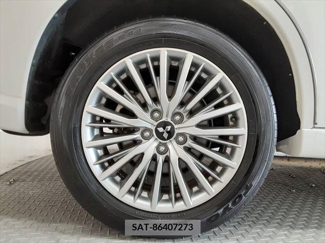 Mitsubishi OUTLANDER PHEV 2019-09 338252-28