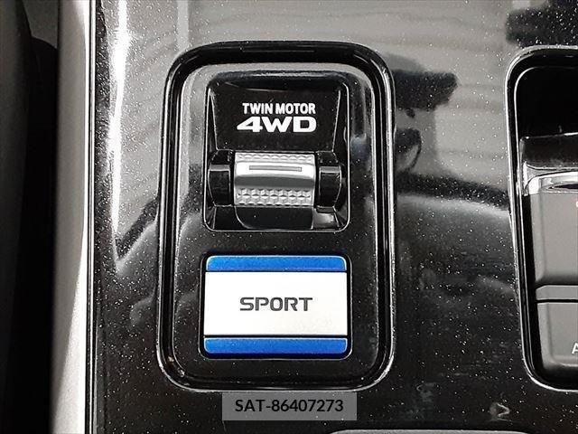 Mitsubishi OUTLANDER PHEV 2019-09 338252-5