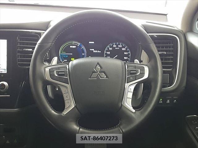 Mitsubishi OUTLANDER PHEV 2019-09 338252-12