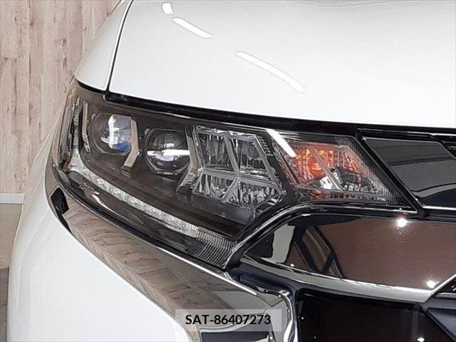 Mitsubishi OUTLANDER PHEV 2019-09 338252-24