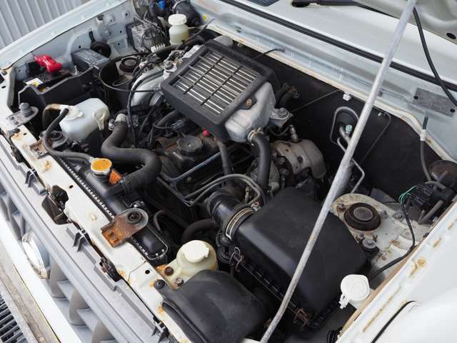 Nissan KIX 2010-11 13873-19