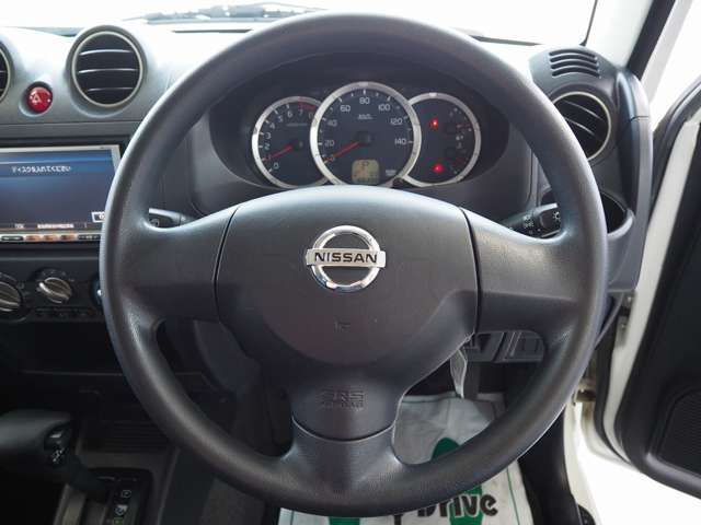 Nissan KIX 2010-11 13873-18