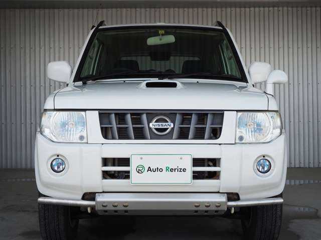 Nissan KIX 2010-11 13873-4