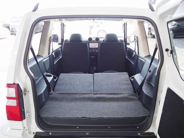 Nissan KIX 2010-11 13873-13