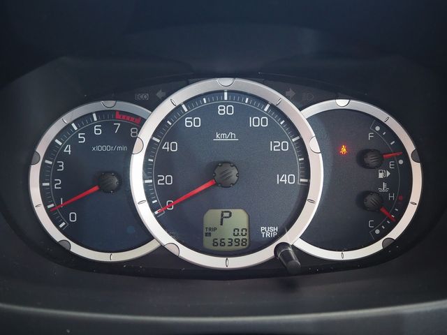 Nissan KIX 2010-11 13873-29