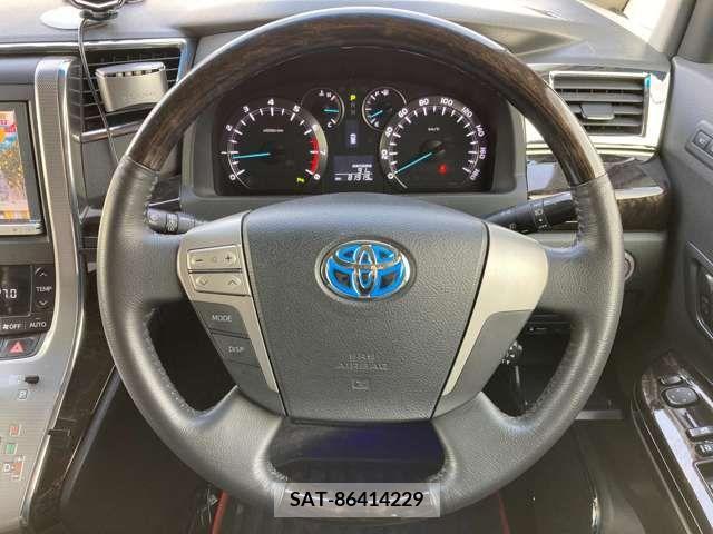 Toyota VELLFIRE 2012-09 287962-12
