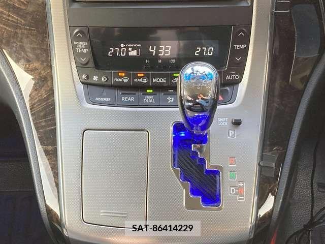 Toyota VELLFIRE 2012-09 287962-14