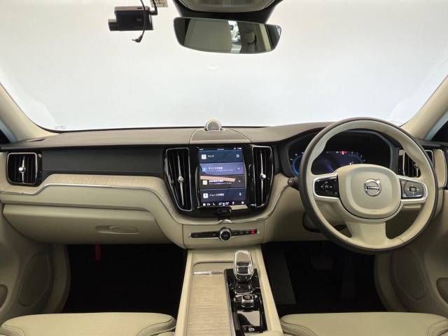 Volvo XC60 2021-11 23389-1