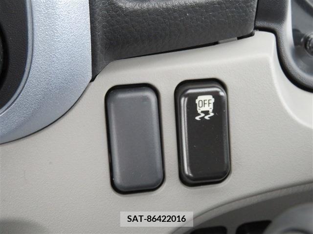 Mitsubishi CANTER 2022-04 203758-24