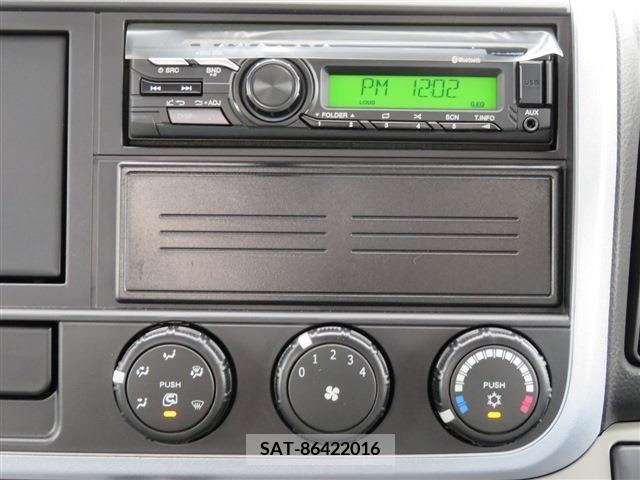 Mitsubishi CANTER 2022-04 203758-22