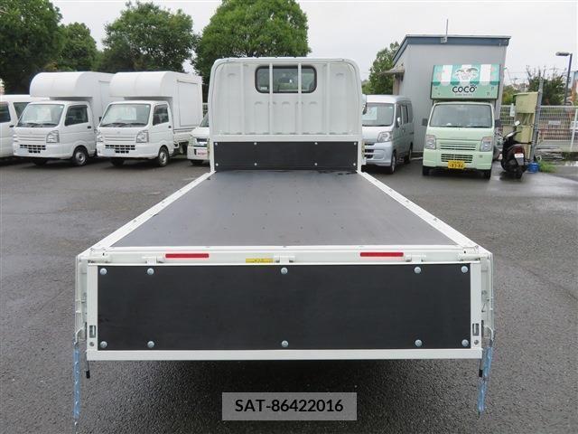 Mitsubishi CANTER 2022-04 203758-10