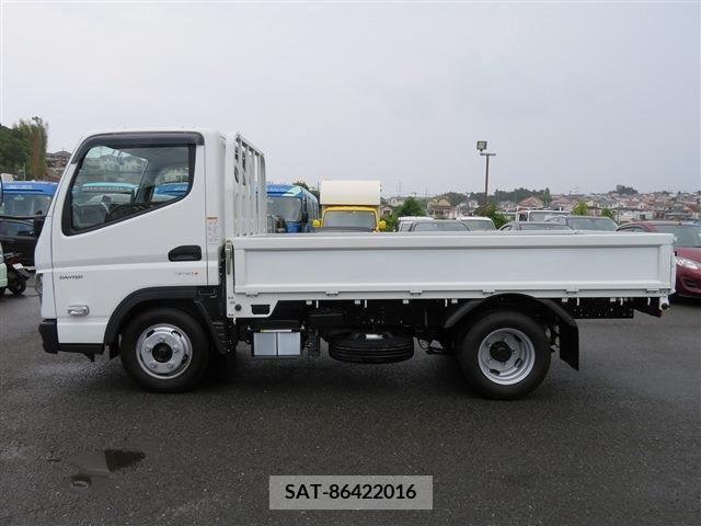 Mitsubishi CANTER 2022-04 203758-7
