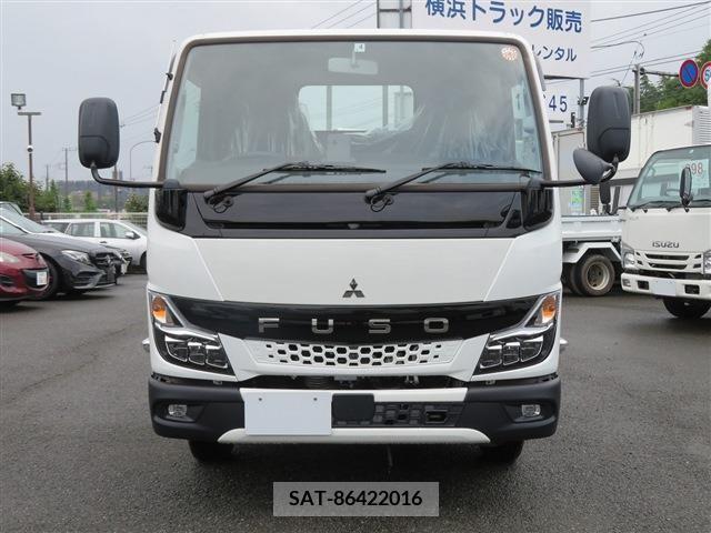 Mitsubishi CANTER 2022-04 203758-1