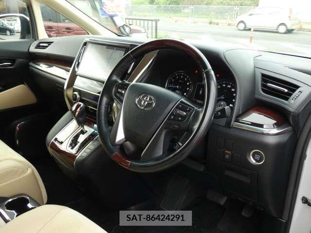 Toyota ALPHARD 2017-01 281665-8