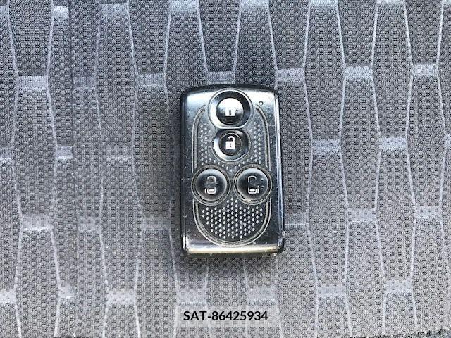 Daihatsu WAKE 2015-03 290135-22