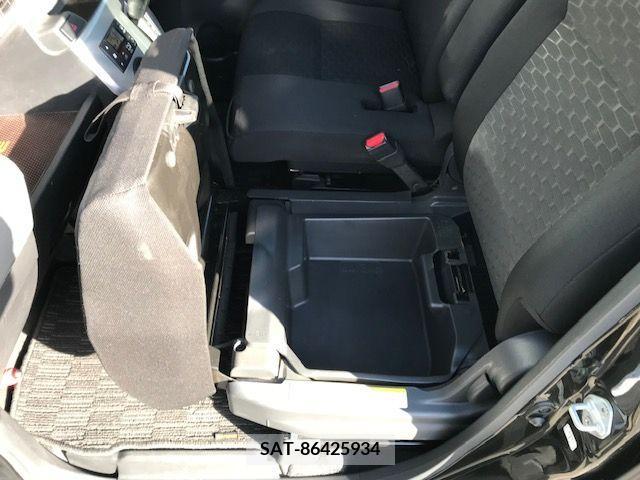 Daihatsu WAKE 2015-03 290135-24