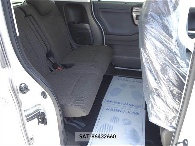 Honda N BOX 2023-10 278415-11