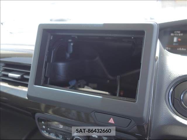 Honda N BOX 2023-10 278415-10