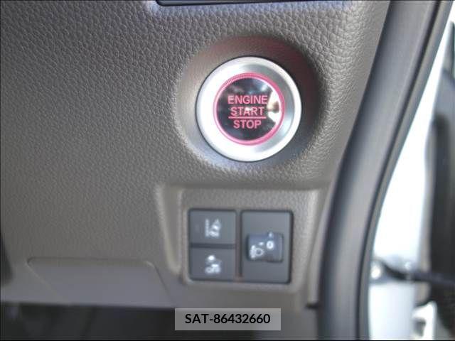 Honda N BOX 2023-10 278415-7