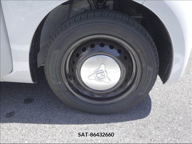 Honda N BOX 2023-10 278415-15