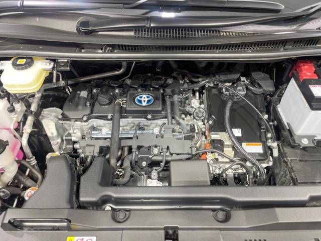 Toyota NOAH HYBRID 2022-10 183746-19