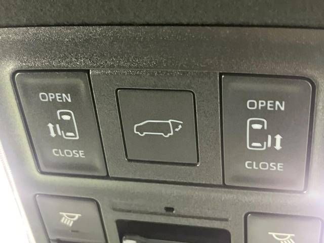 Toyota NOAH HYBRID 2022-10 183746-2