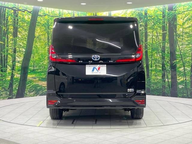 Toyota NOAH HYBRID 2022-10 183746-16