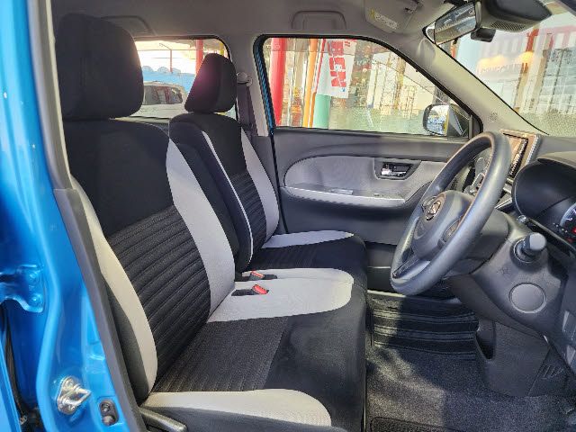 Daihatsu CAST 2018-11 187488-9