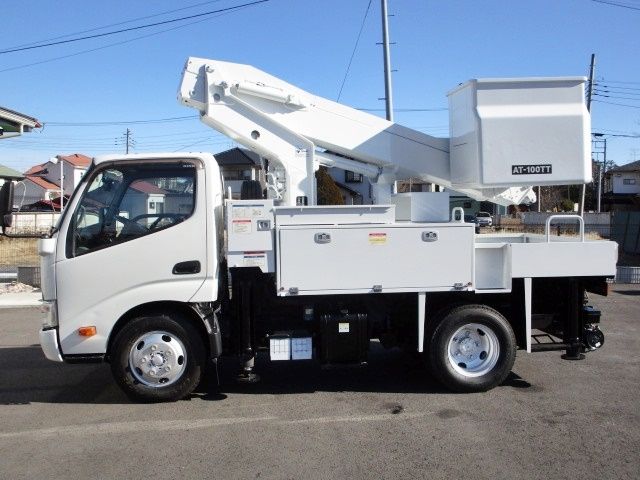 Hino DUTRO 2014-08 1968-3