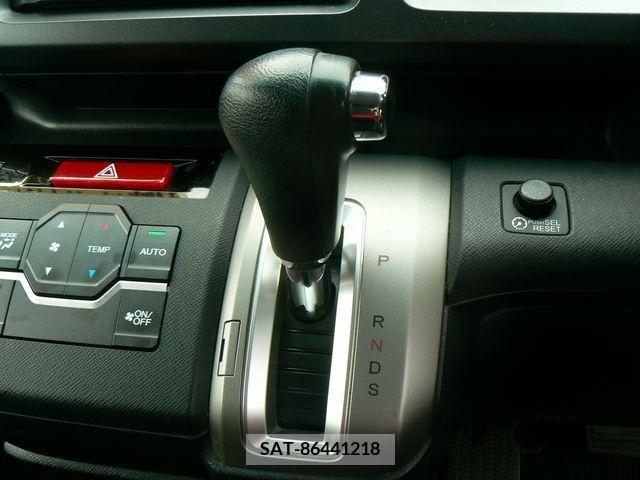 Honda STEP WGN 2010-01 286181-11