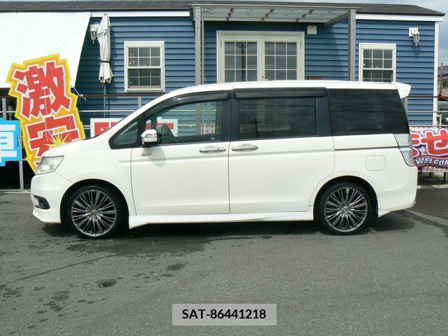 Honda STEP WGN 2010-01 286181-1