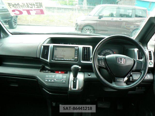 Honda STEP WGN 2010-01 286181-4