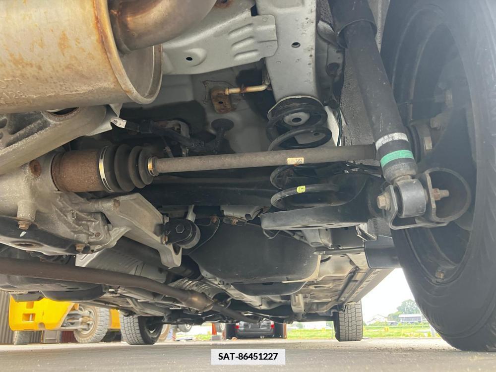 Toyota VITZ 2019-06 334642-14