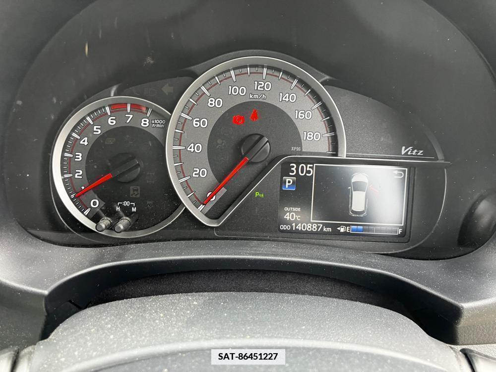 Toyota VITZ 2019-06 334642-23