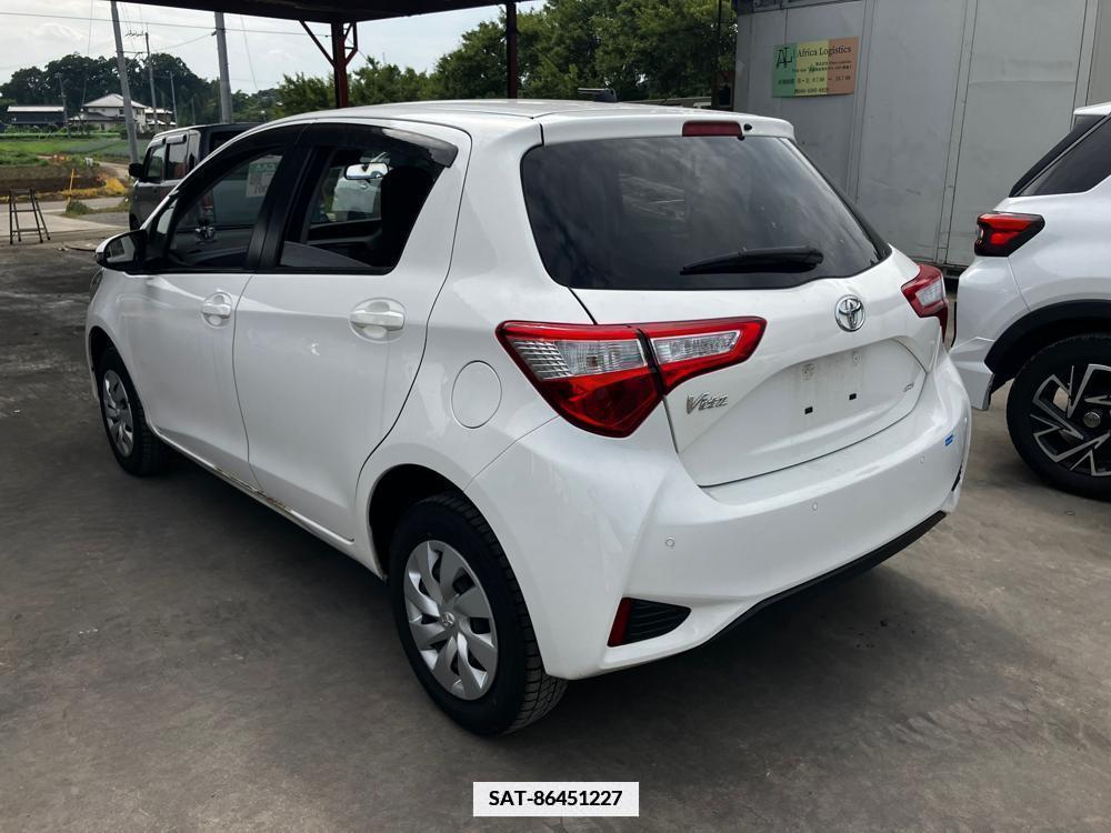 Toyota VITZ 2019-06 334642-2