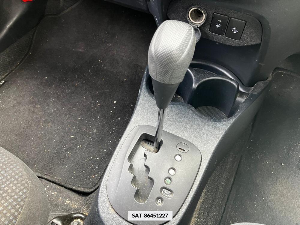 Toyota VITZ 2019-06 334642-30