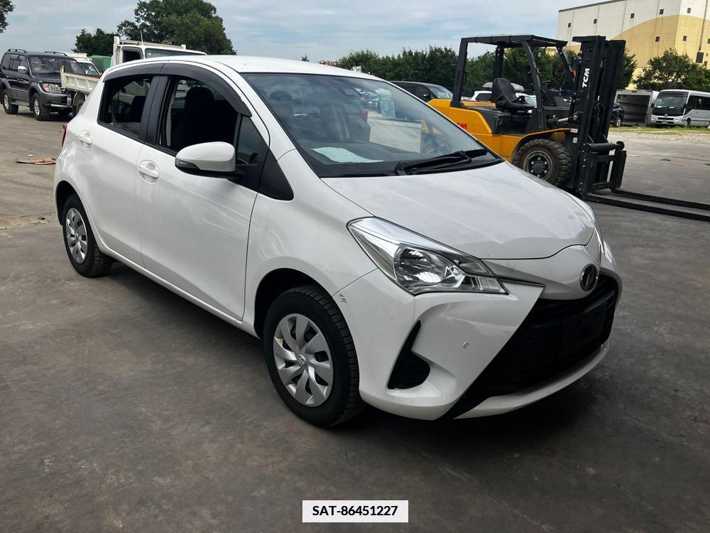 Toyota VITZ 2019-06 334642-6