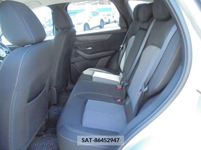 Mazda CX-60 2023-04 358770-13