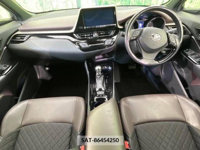 Toyota C-HR 2018-03 264154-1